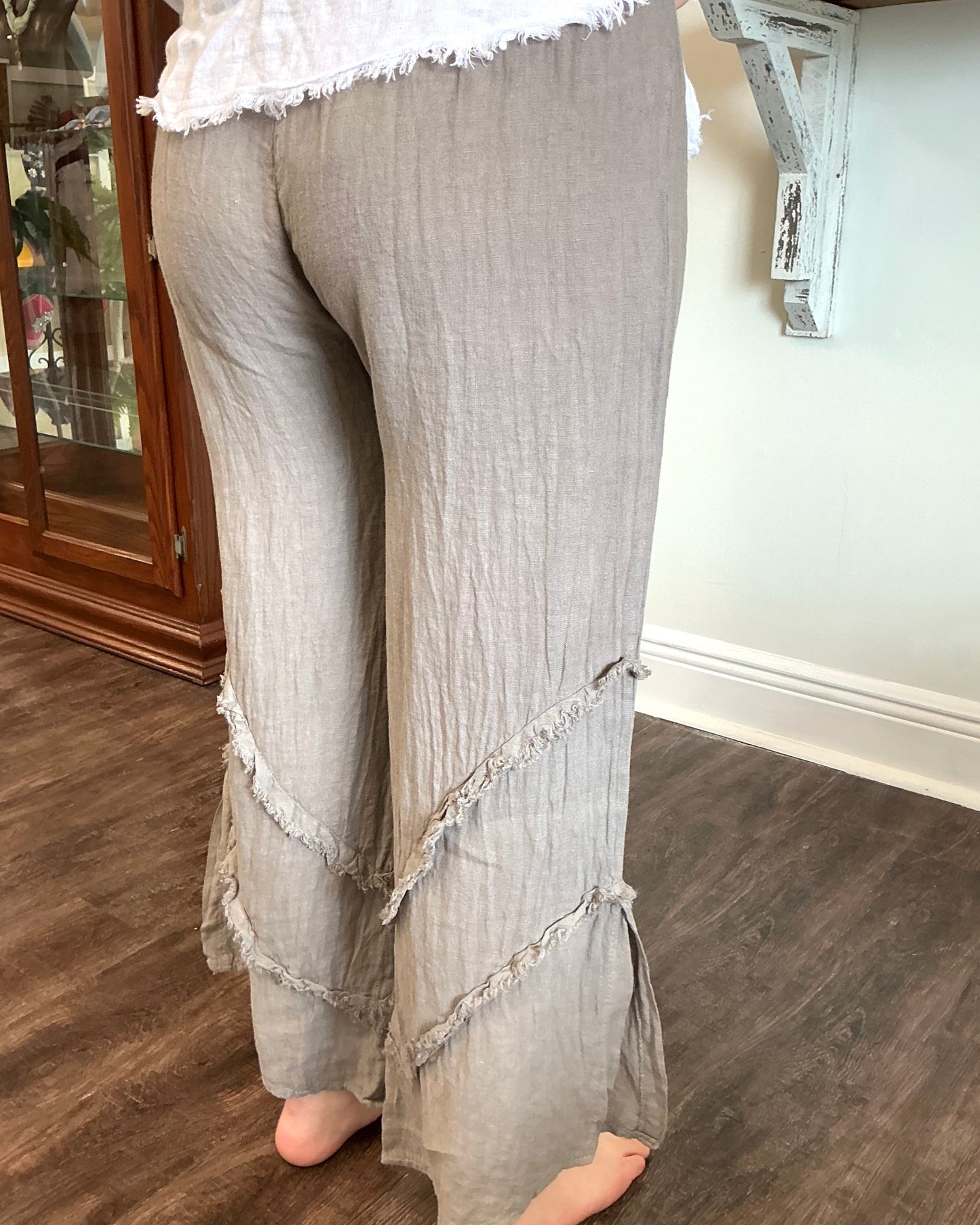 Italian Linen Ruffle Leg Pant