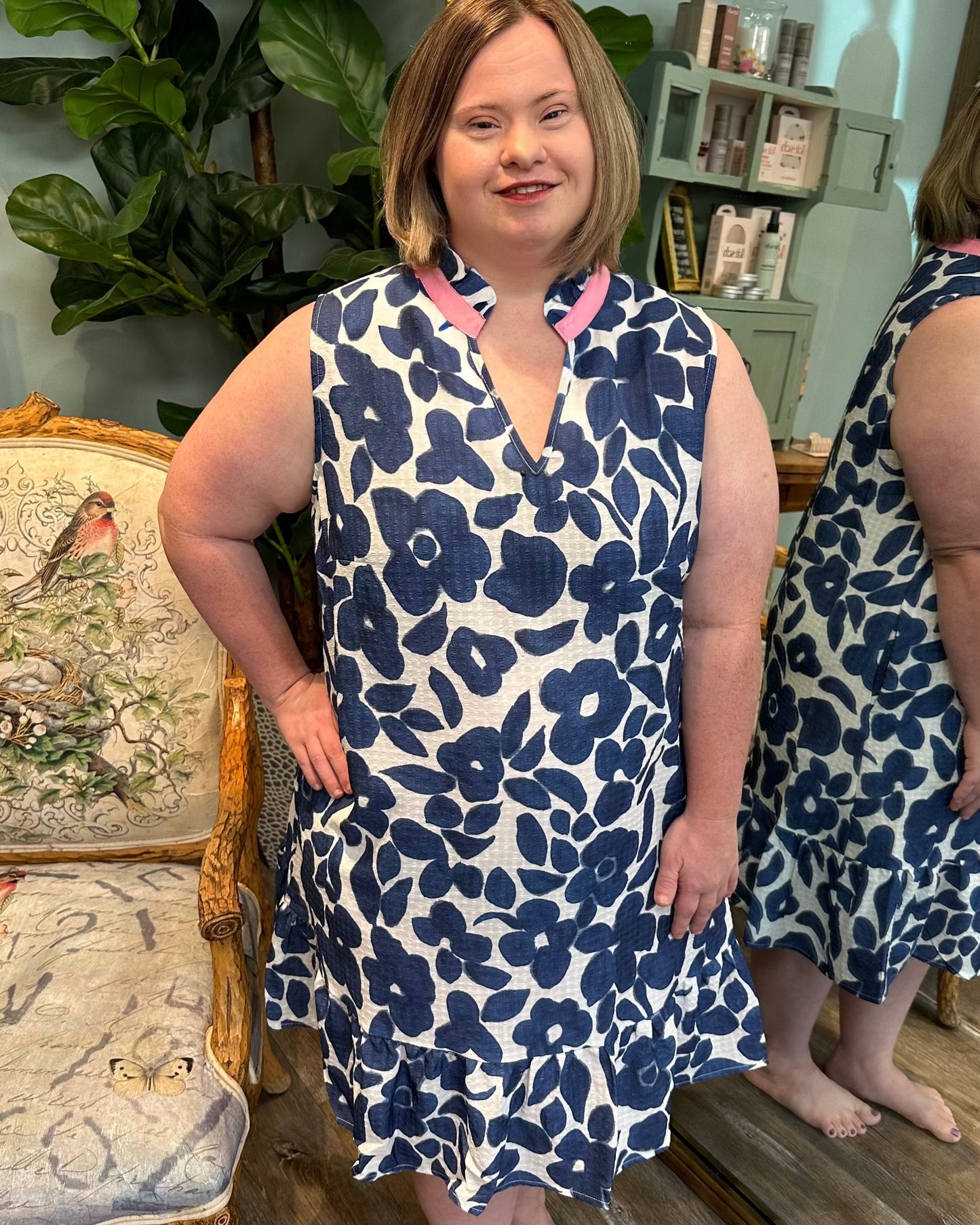 Blue Floral V-neck Dress With Pink Collar