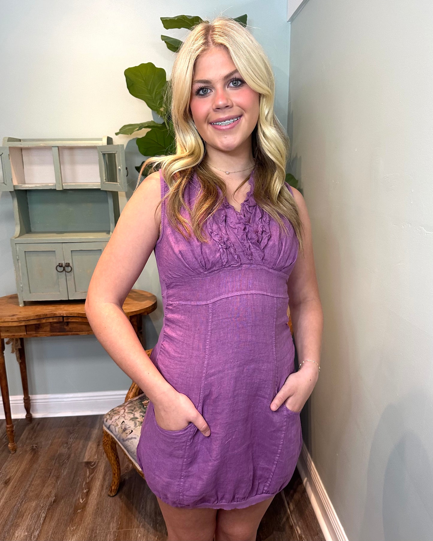 Ruffle Neck Short Linen Dress