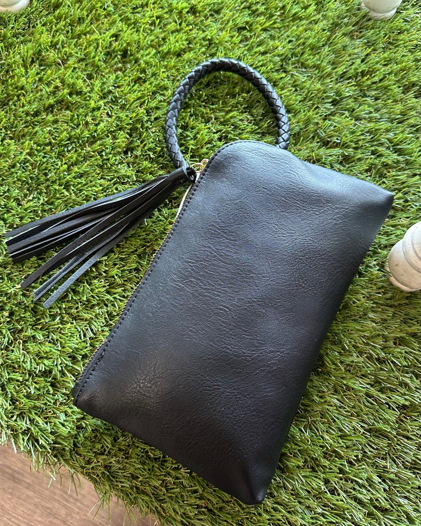 Black Ring Clutch