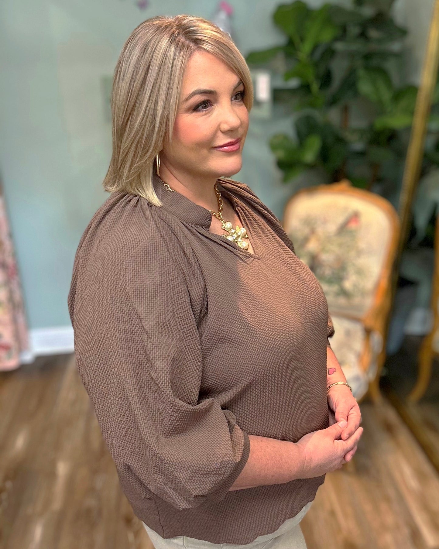 V- Neck Textured Scalloped Hem Top