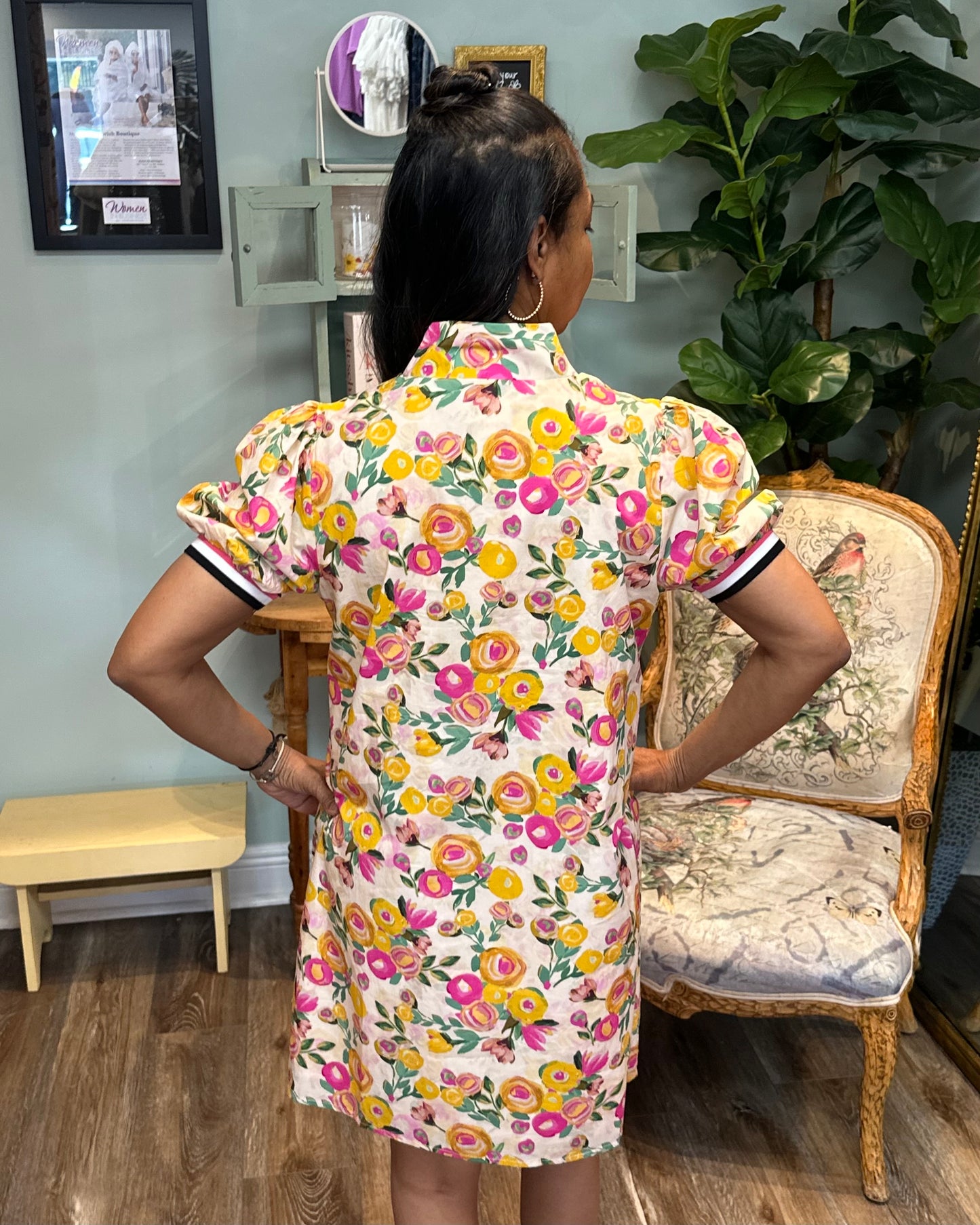 V-Neck Floral Print Dress with Pockets