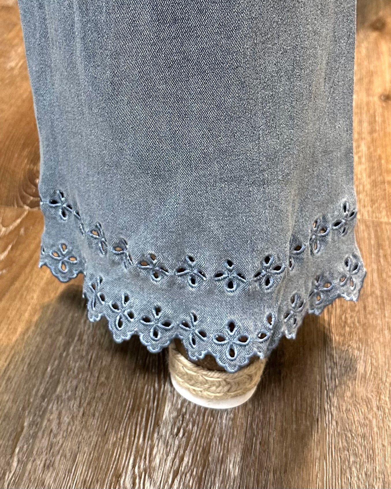 Wide Leg Pant with Eyelet Hem