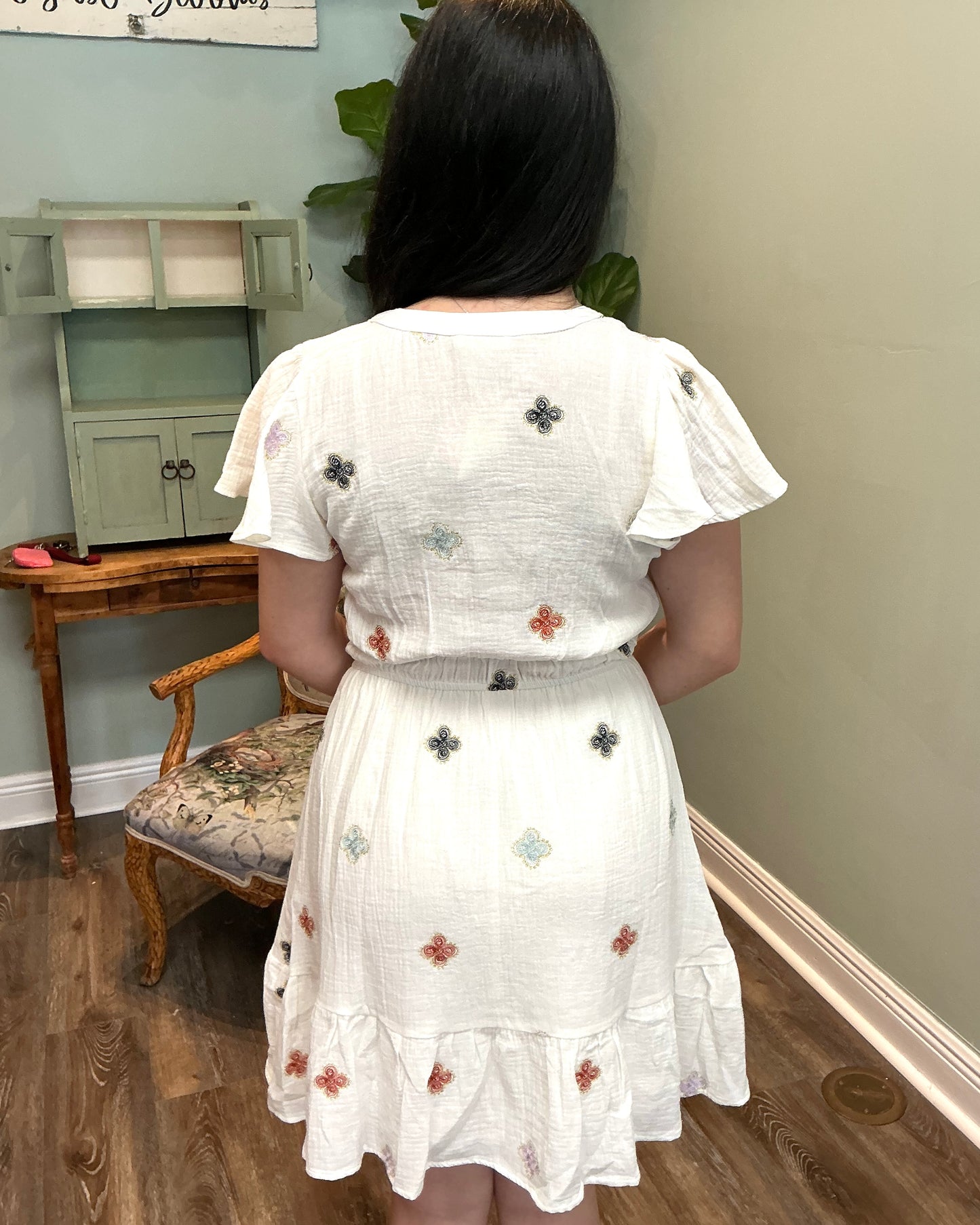 Elastic Waist Embroidered Ivory Gause Dress