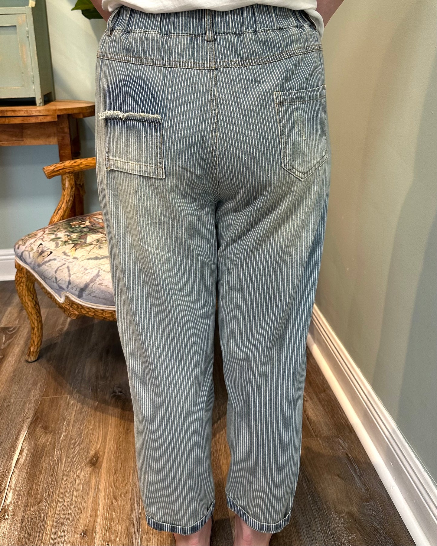 Breeze Cropped Pants