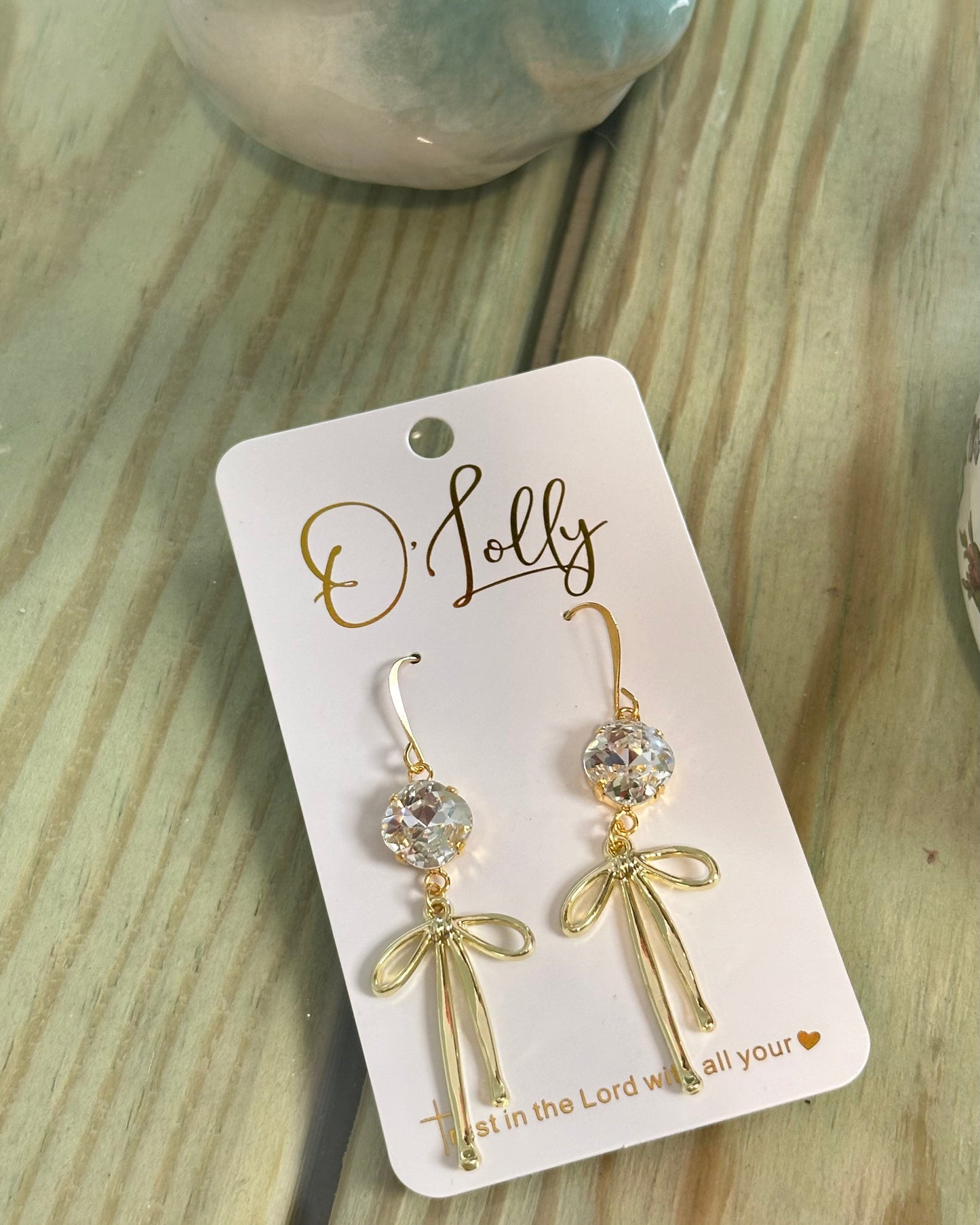 Bow Earrings With Clear Stone