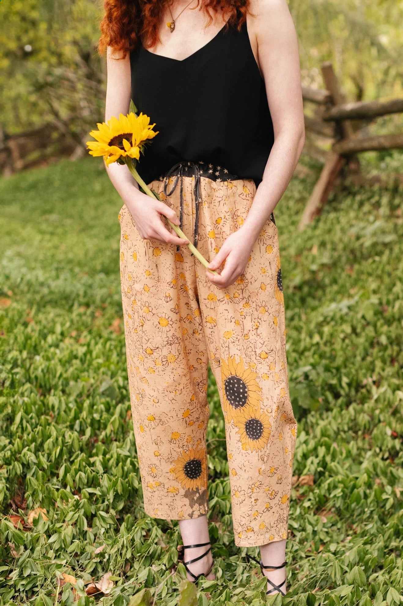 Market of Stars Artist Pants