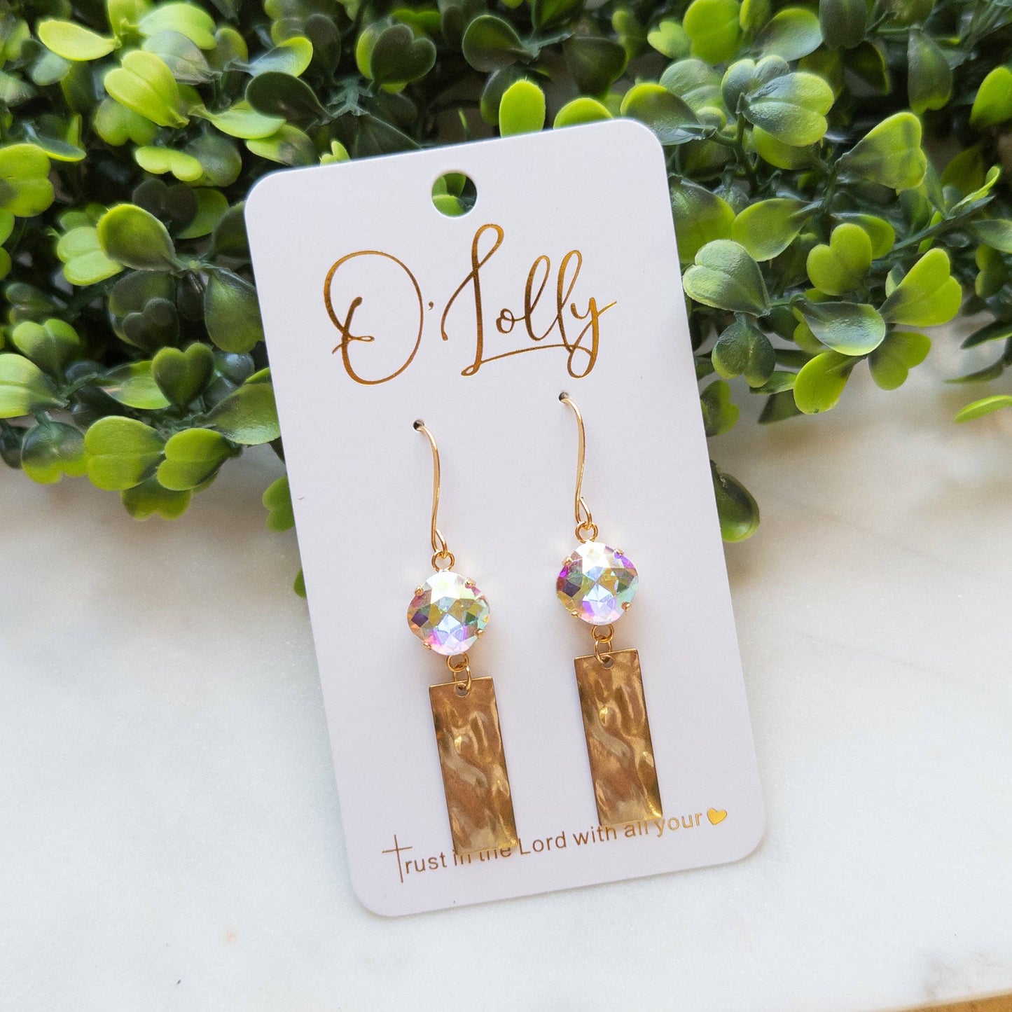 AB Stone With Textured Bar Earring