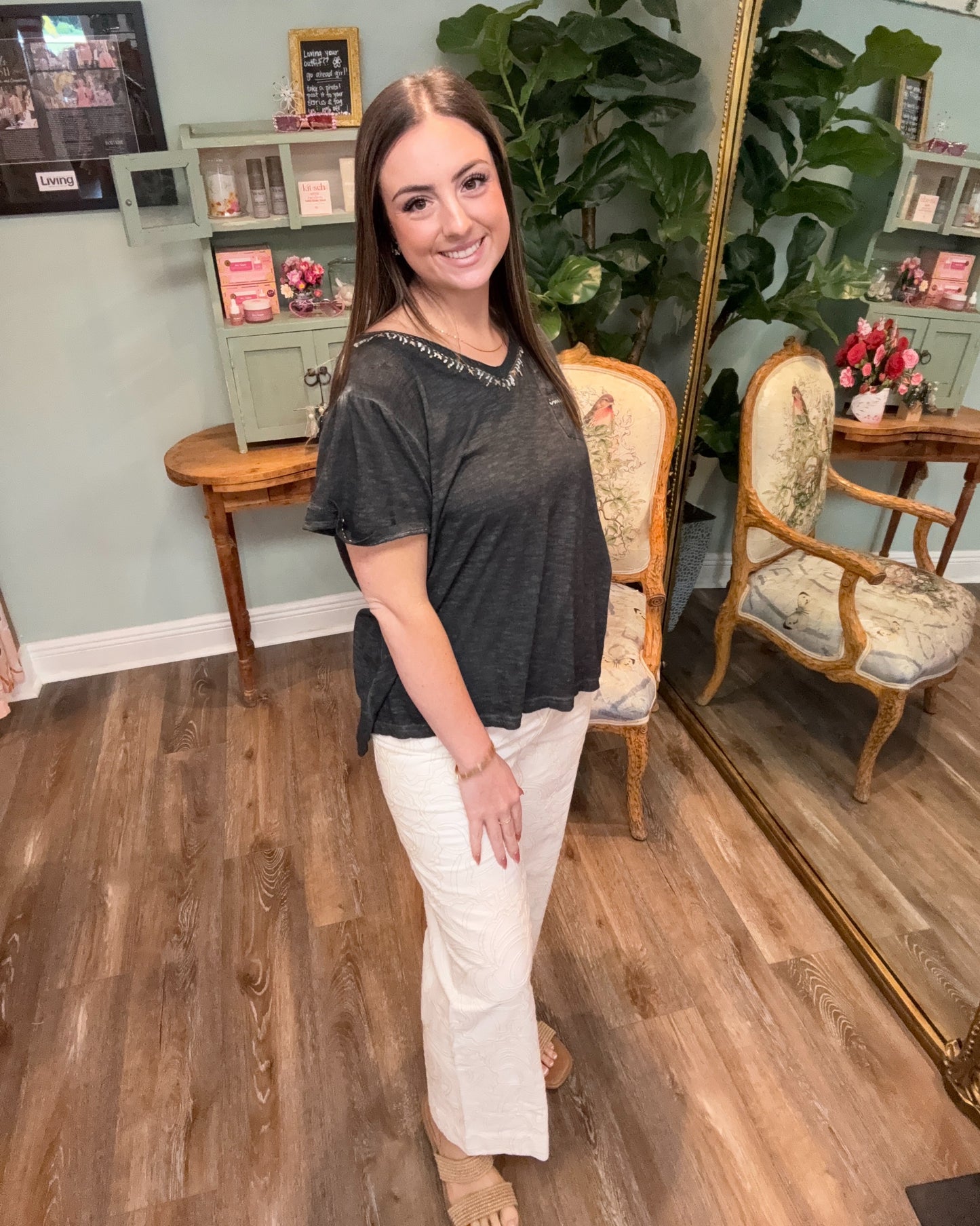 Lightweight V-neck Tee