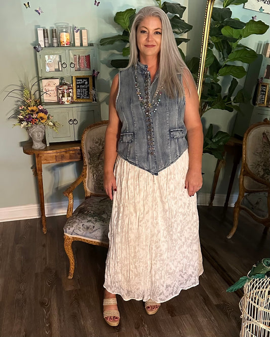 Vanilla Lace Maxi Skirt￼