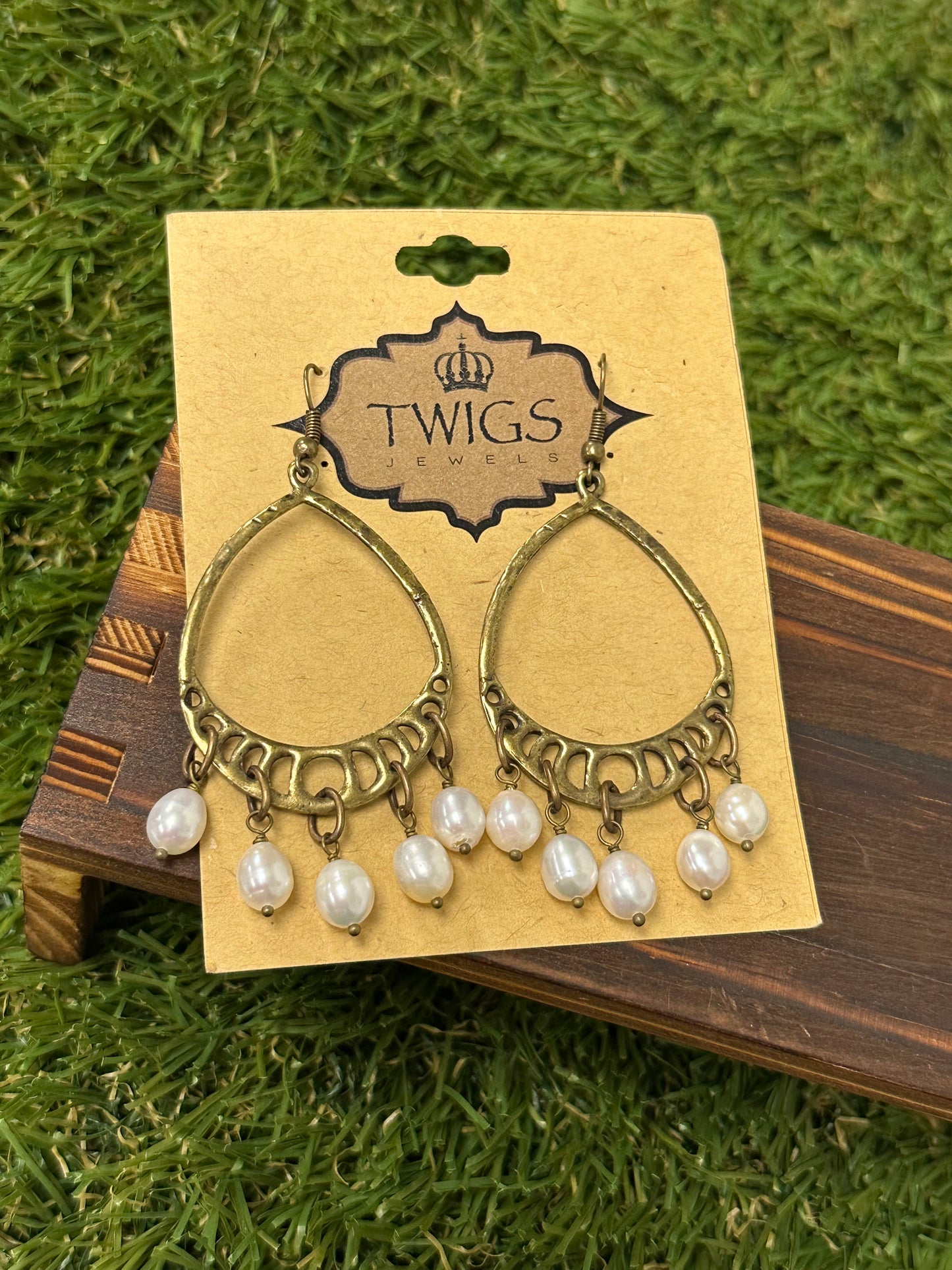 Tear Drop with Pearls