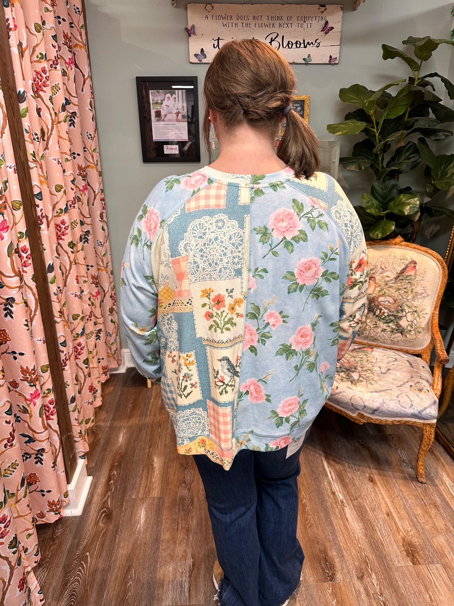 Country Floral Pattern Top