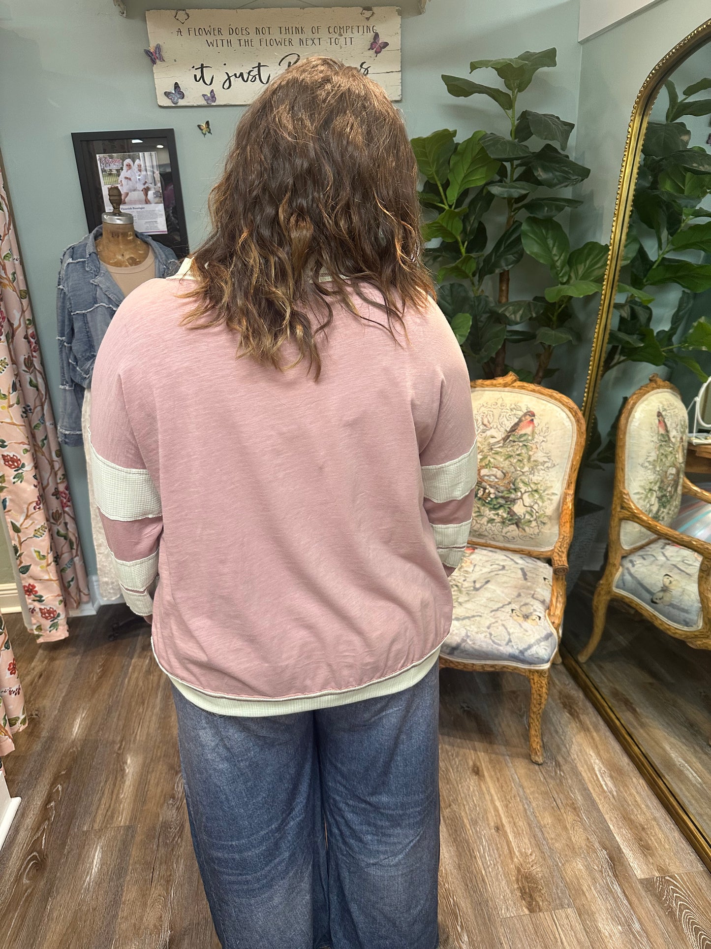 Blush Rose V-neck LS Pullover