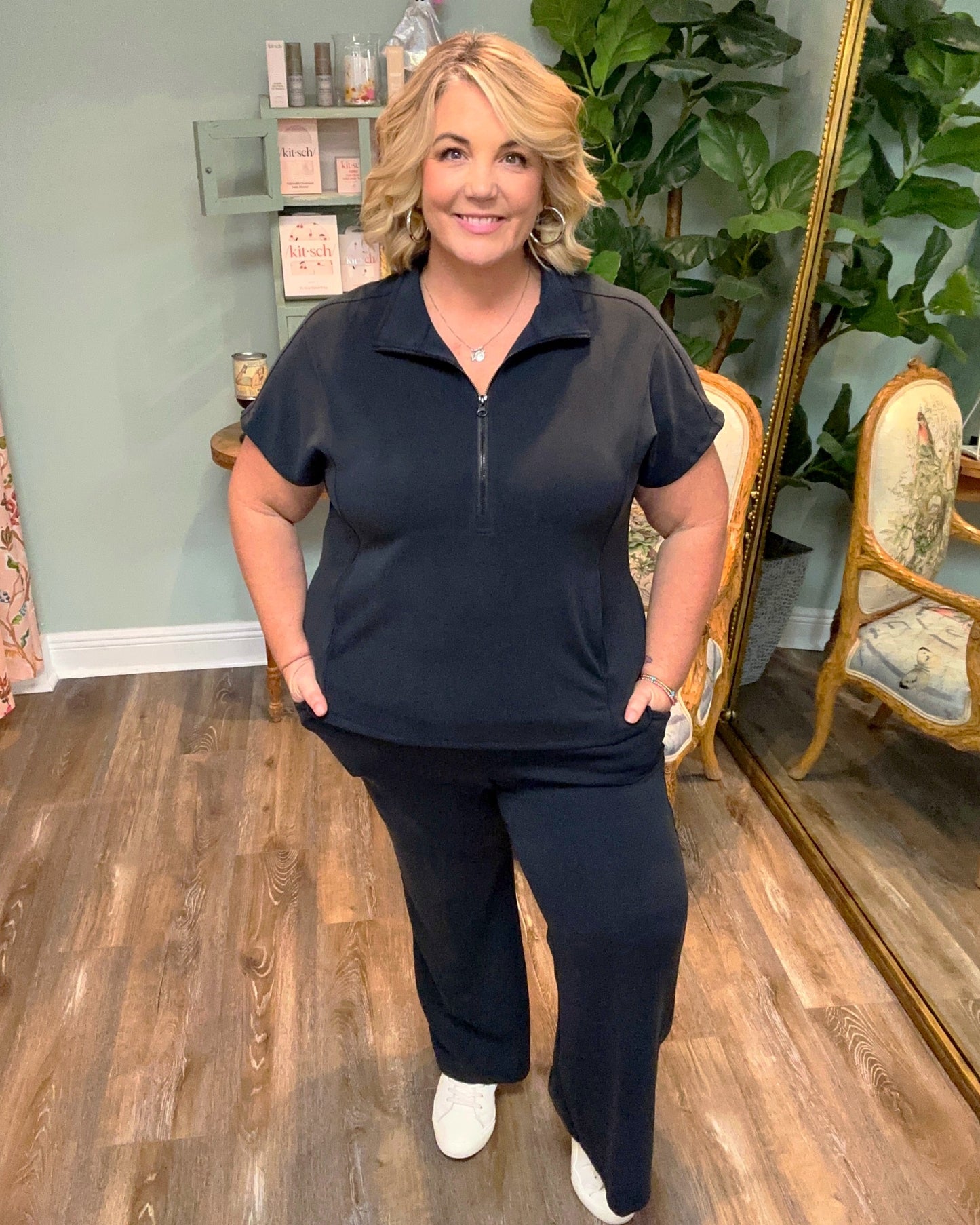 Blk - So Soft Cropped Pants