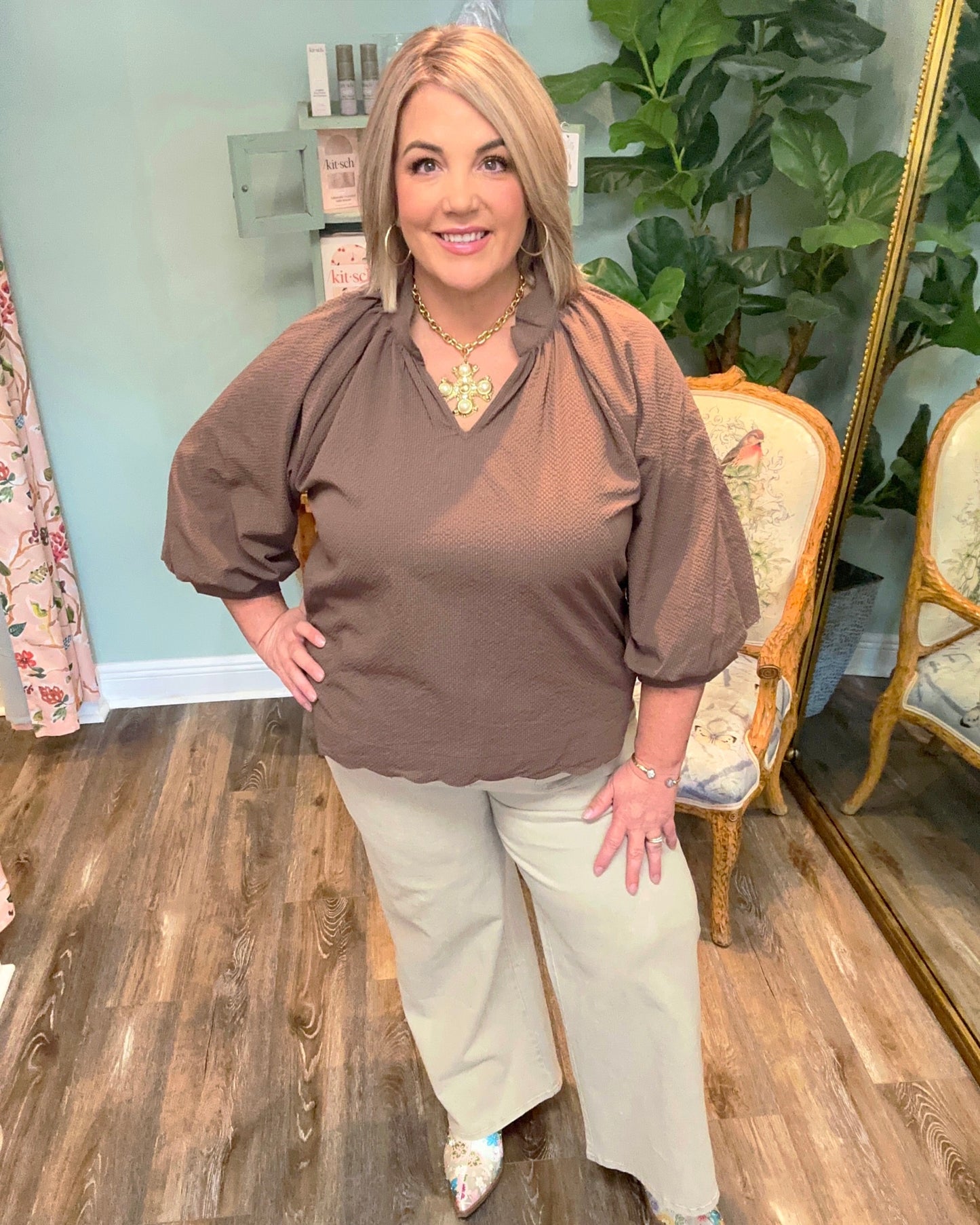 V- Neck Textured Scalloped Hem Top