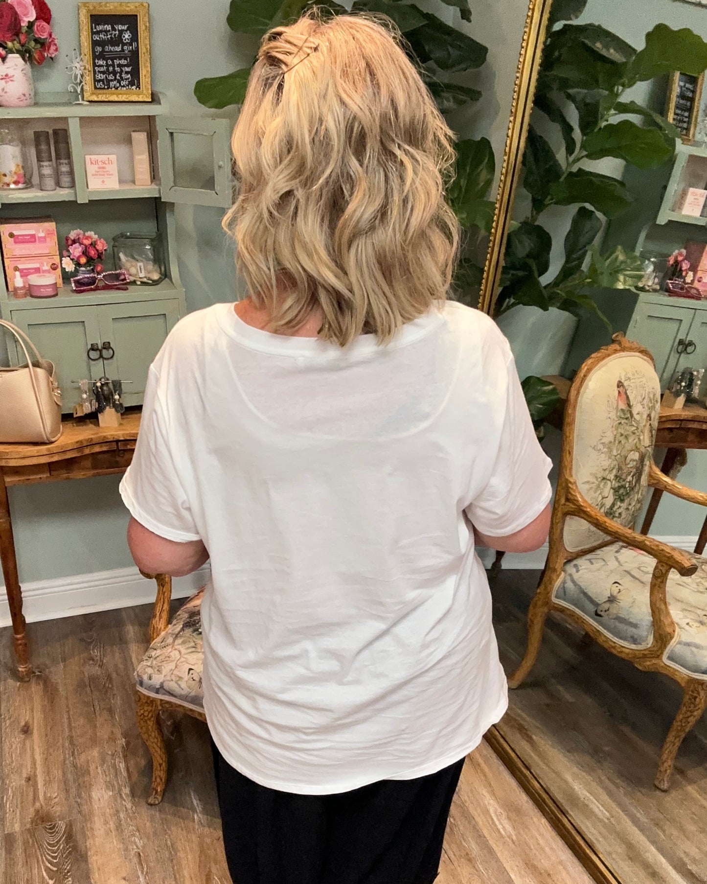 Oversized V-neck Tee