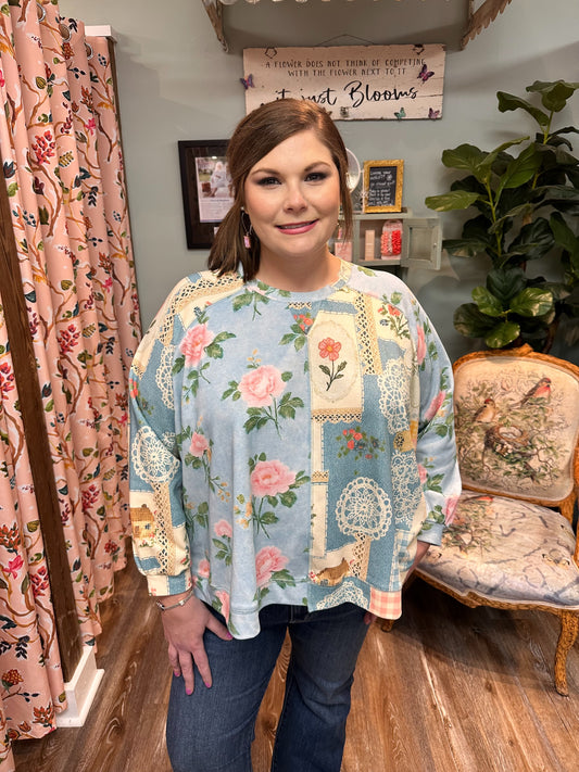 Country Floral Pattern Top