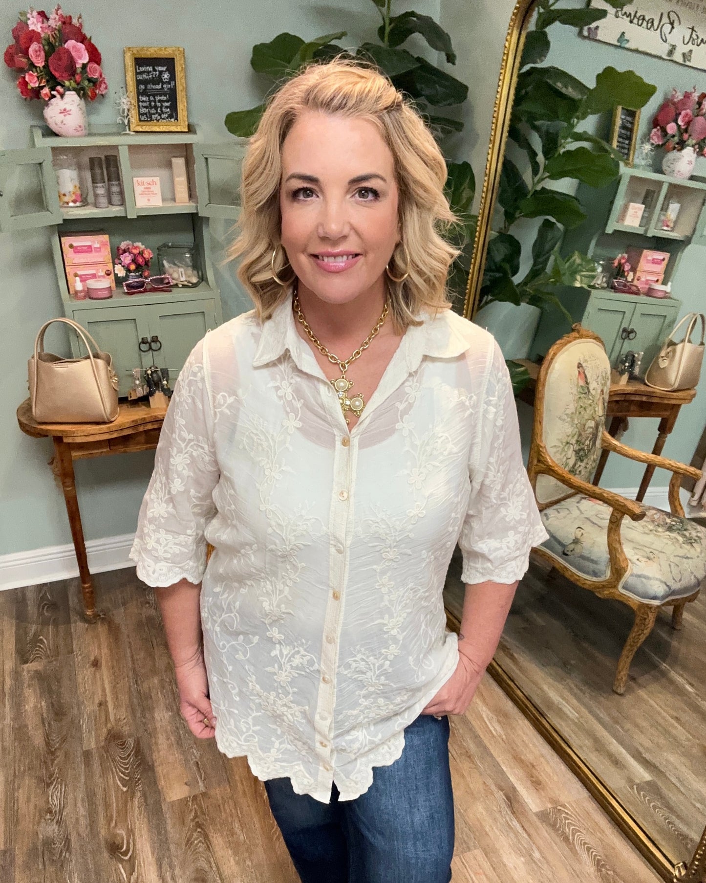 Crochet Design Floral Scalloped Edge Top