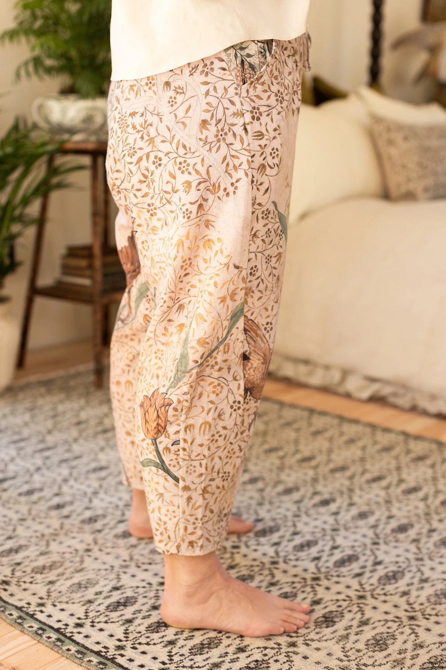 Market of Stars Artist Pants