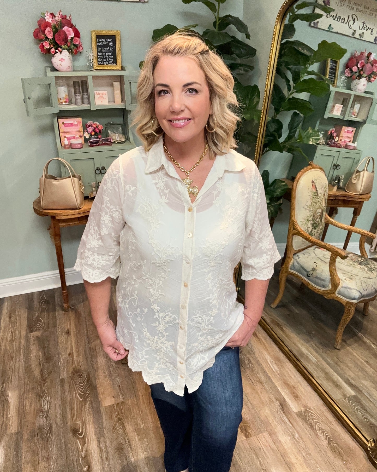 Crochet Design Floral Scalloped Edge Top