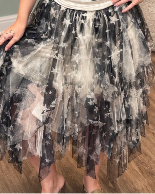Star Print Tiered Mesh Skirt