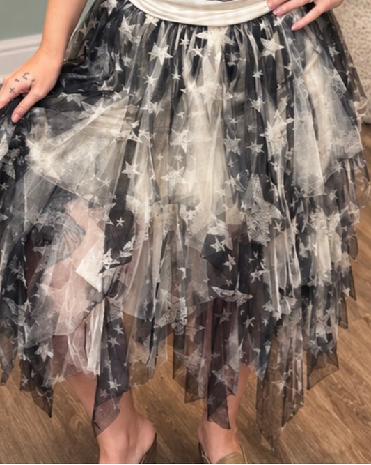Star Print Tiered Mesh Skirt