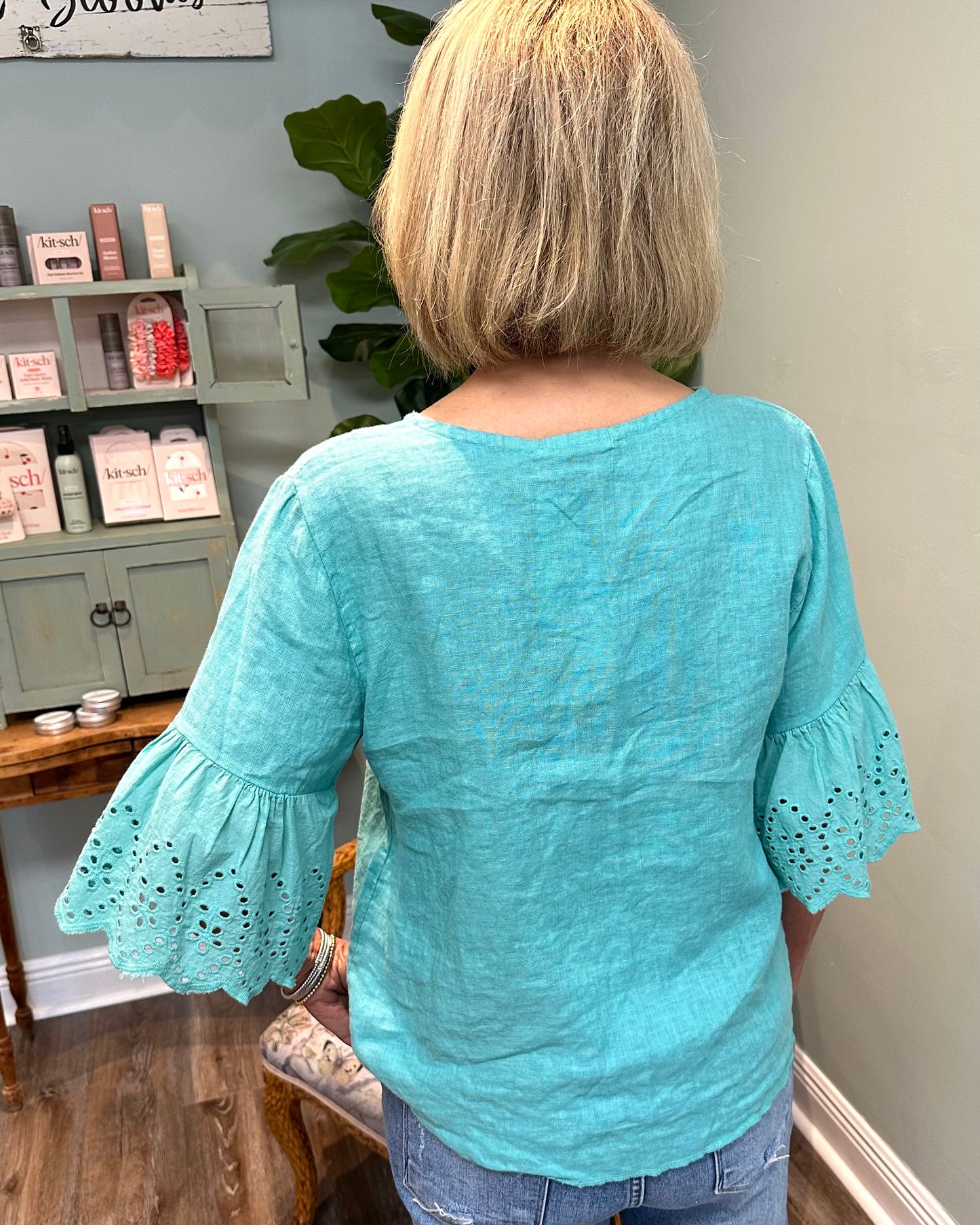 Eyelet Ruffle Sleeve Top