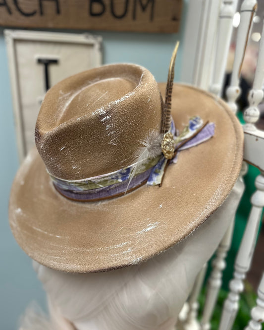 Vintage Chic - Flat Brim Distressed Hat