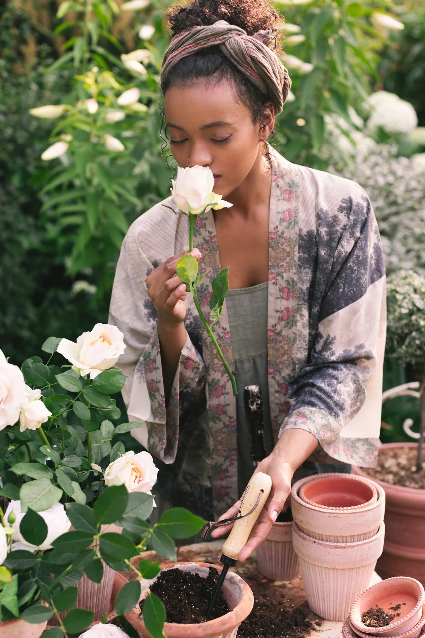 Market of Stars Cropped Kimono