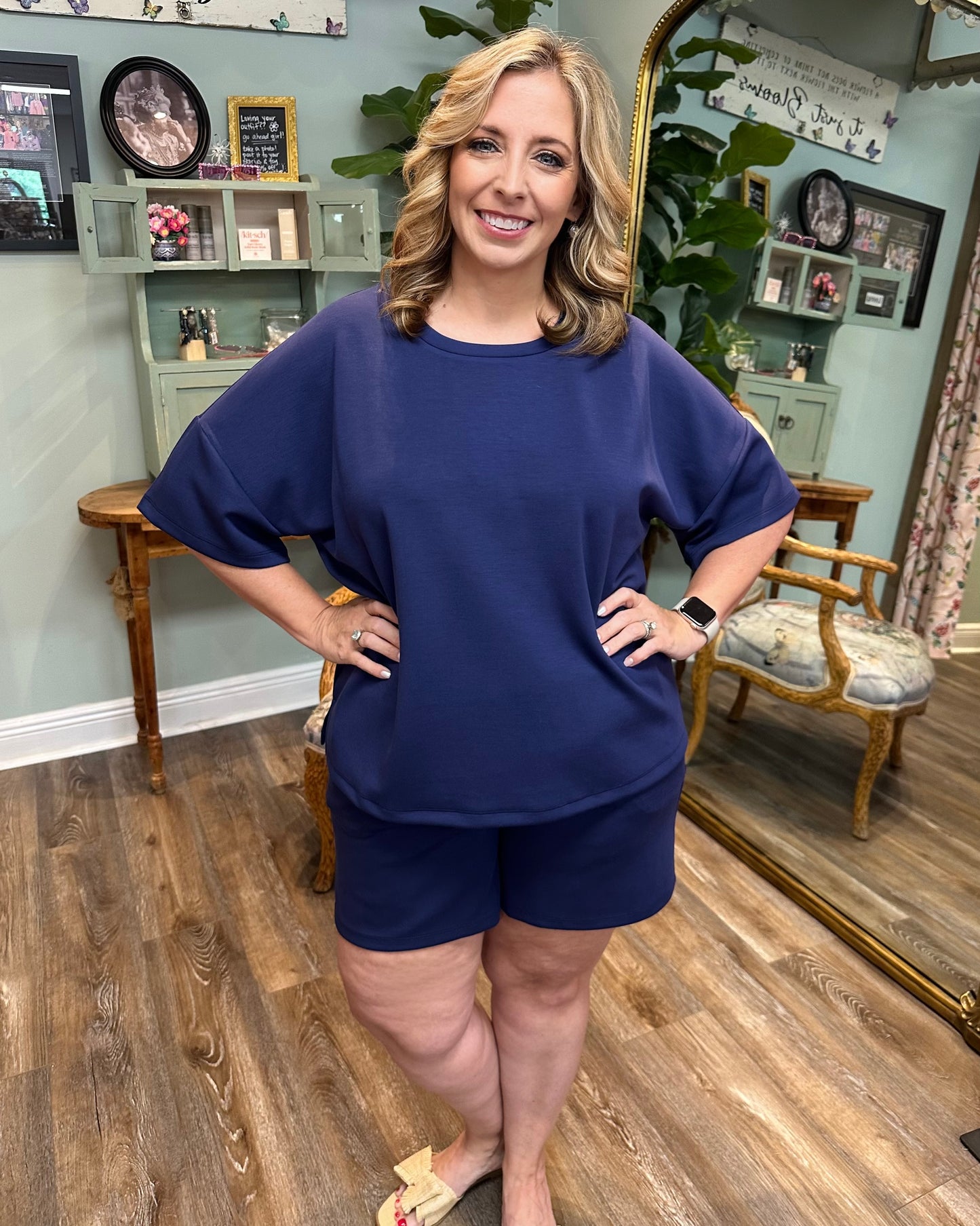 Relaxed Thin Navy Pull On Shorts