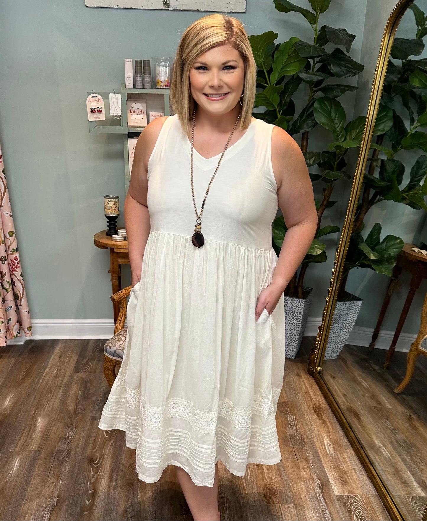 Sleeveless Cotton Dress with Lace Hem