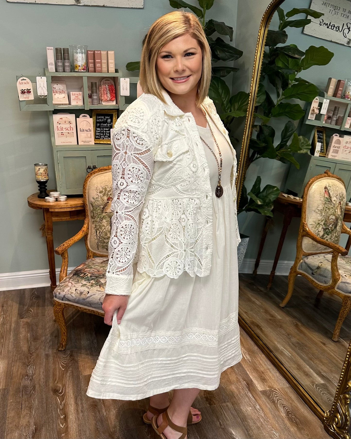 Sleeveless Cotton Dress with Lace Hem