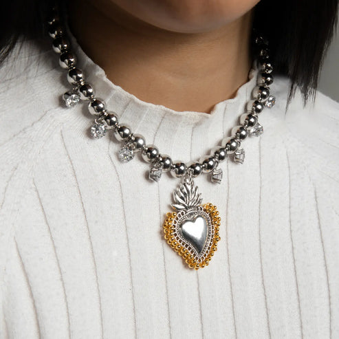 Ball Necklace with Heart – Symbol of Timeless Love