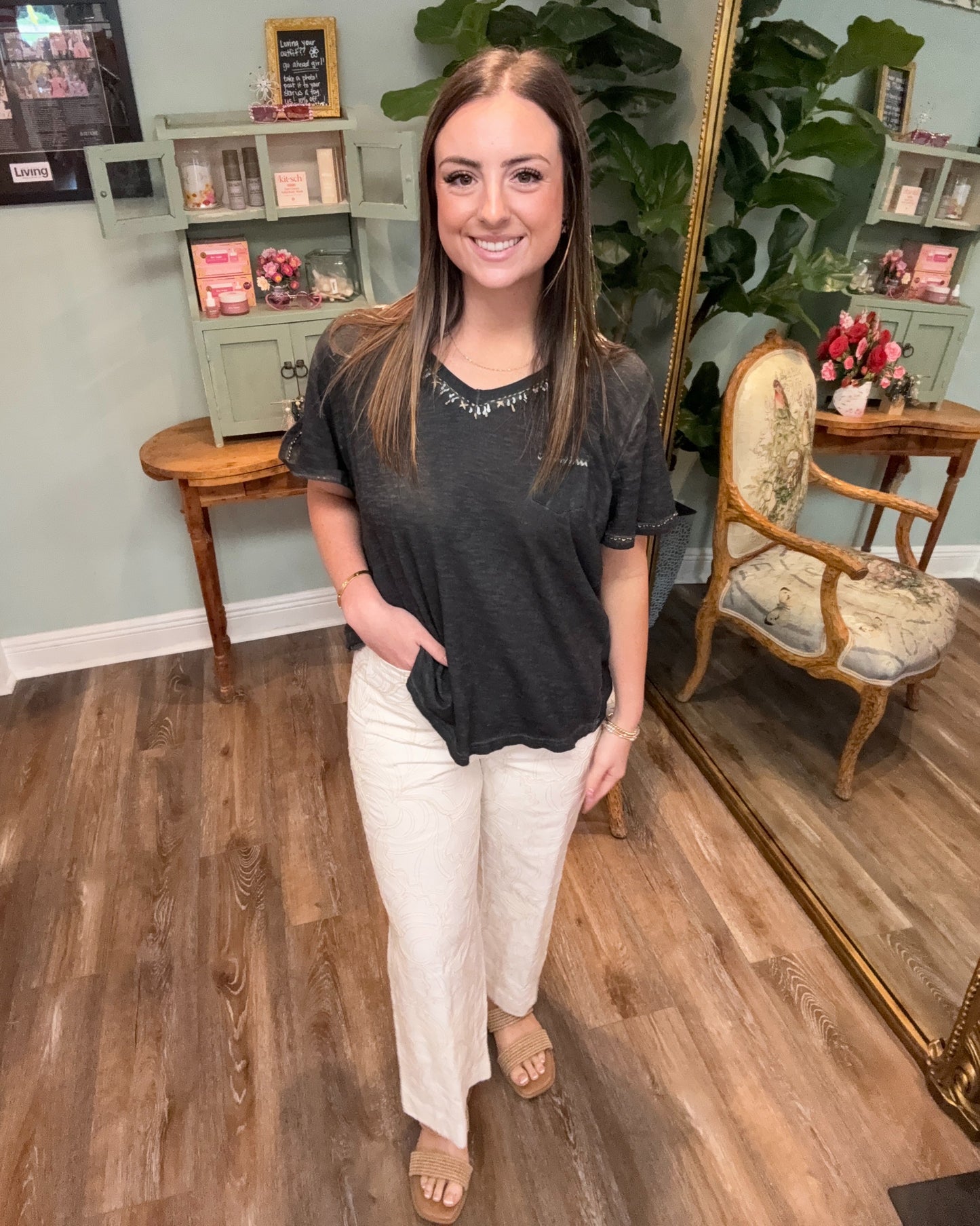 Lightweight V-neck Tee