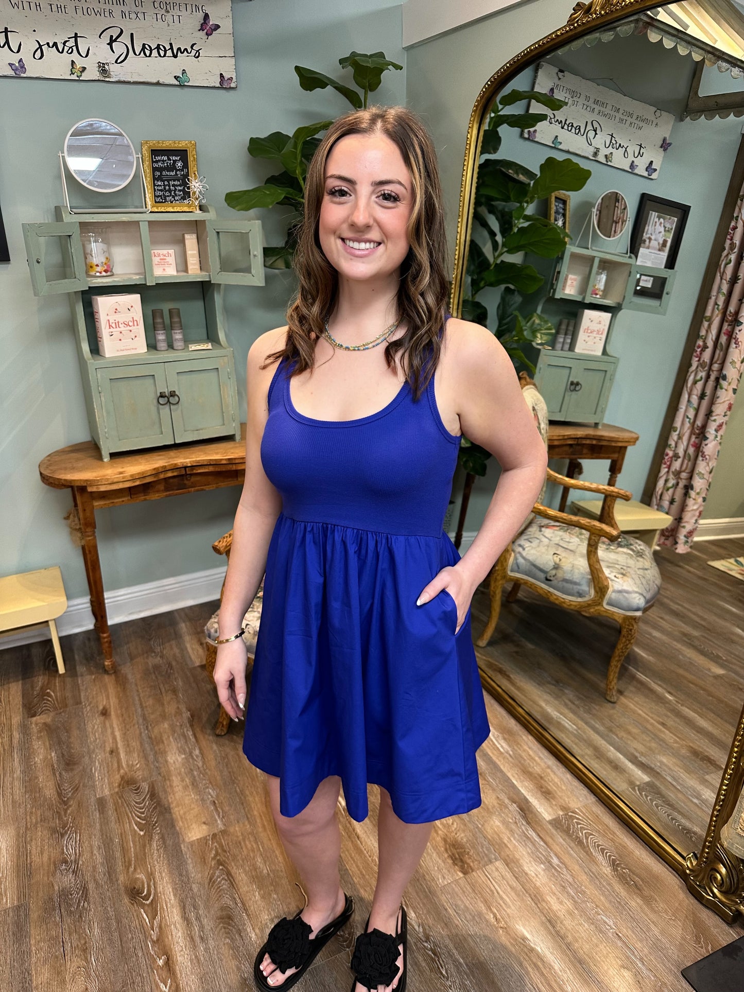 Sleeveless Dress with Pockets