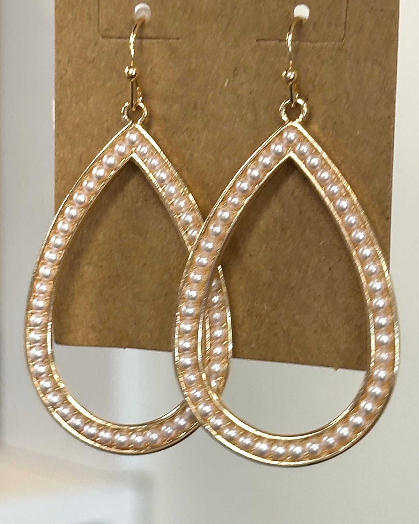 Tear Drop Pearl Earrings