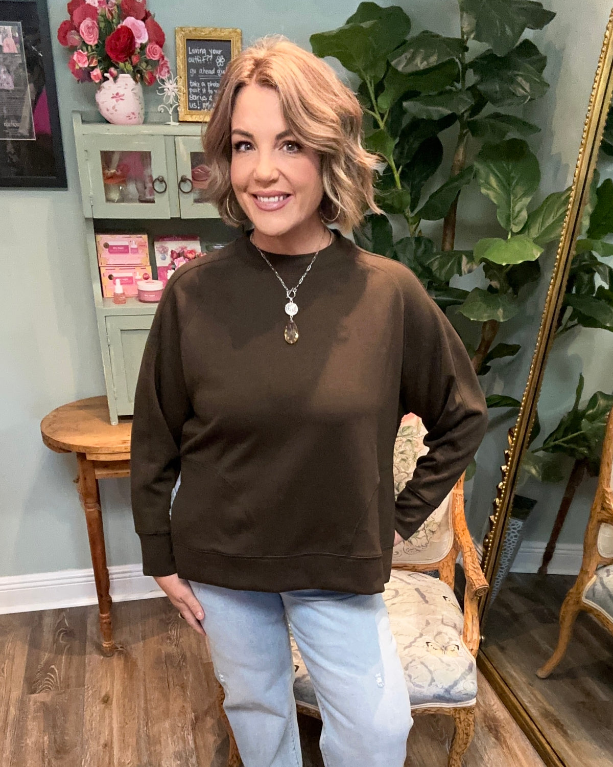 Round Neck Pullover