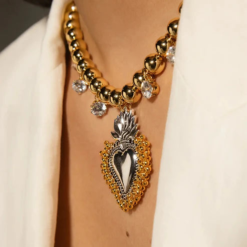 Ball Necklace with Heart – Symbol of Timeless Love