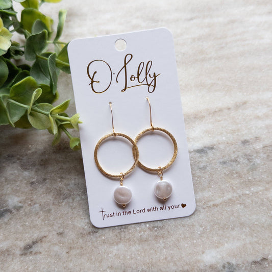 Gold Hoop w/Flat Pearl