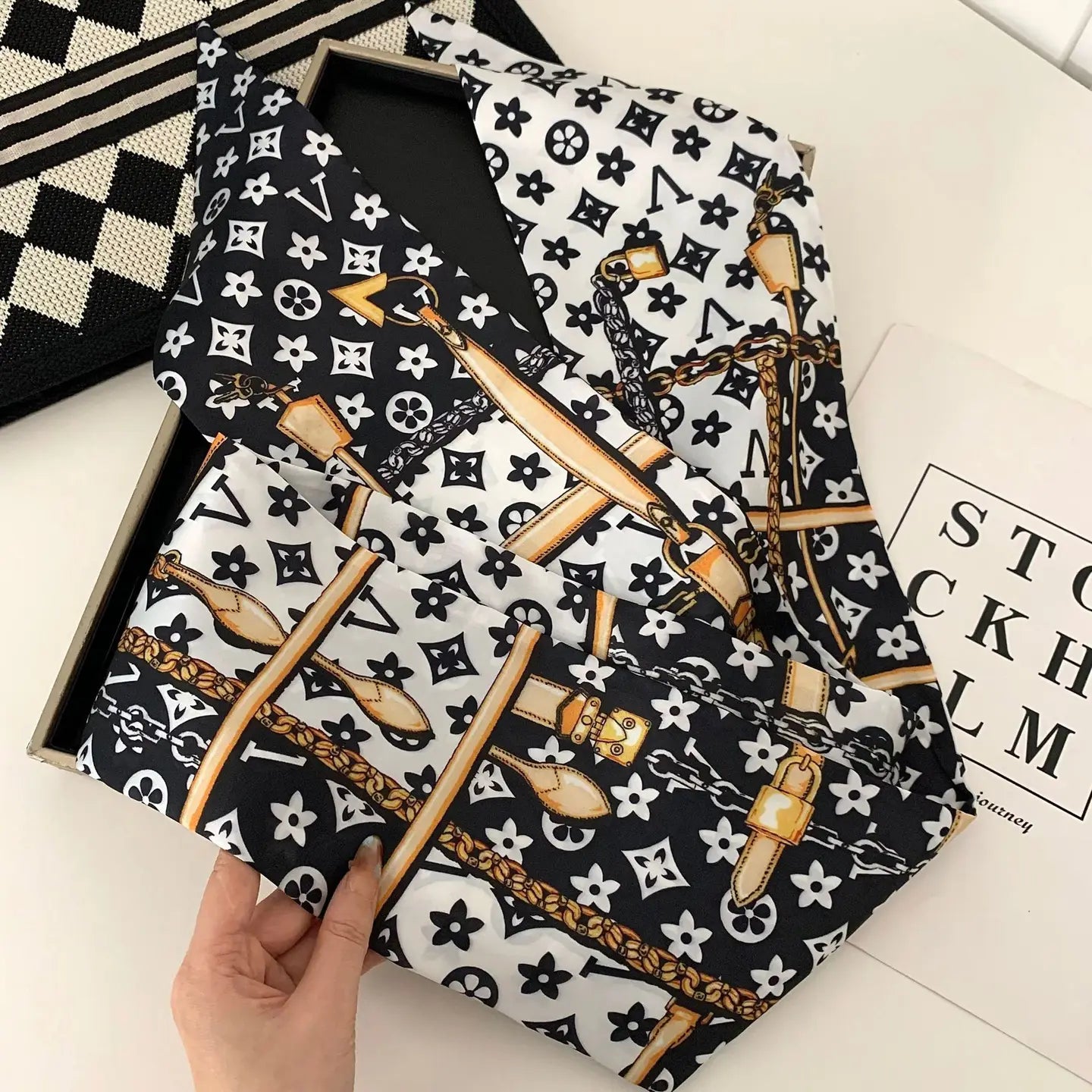 Retro Multi-Functional Ribbon Scarf
